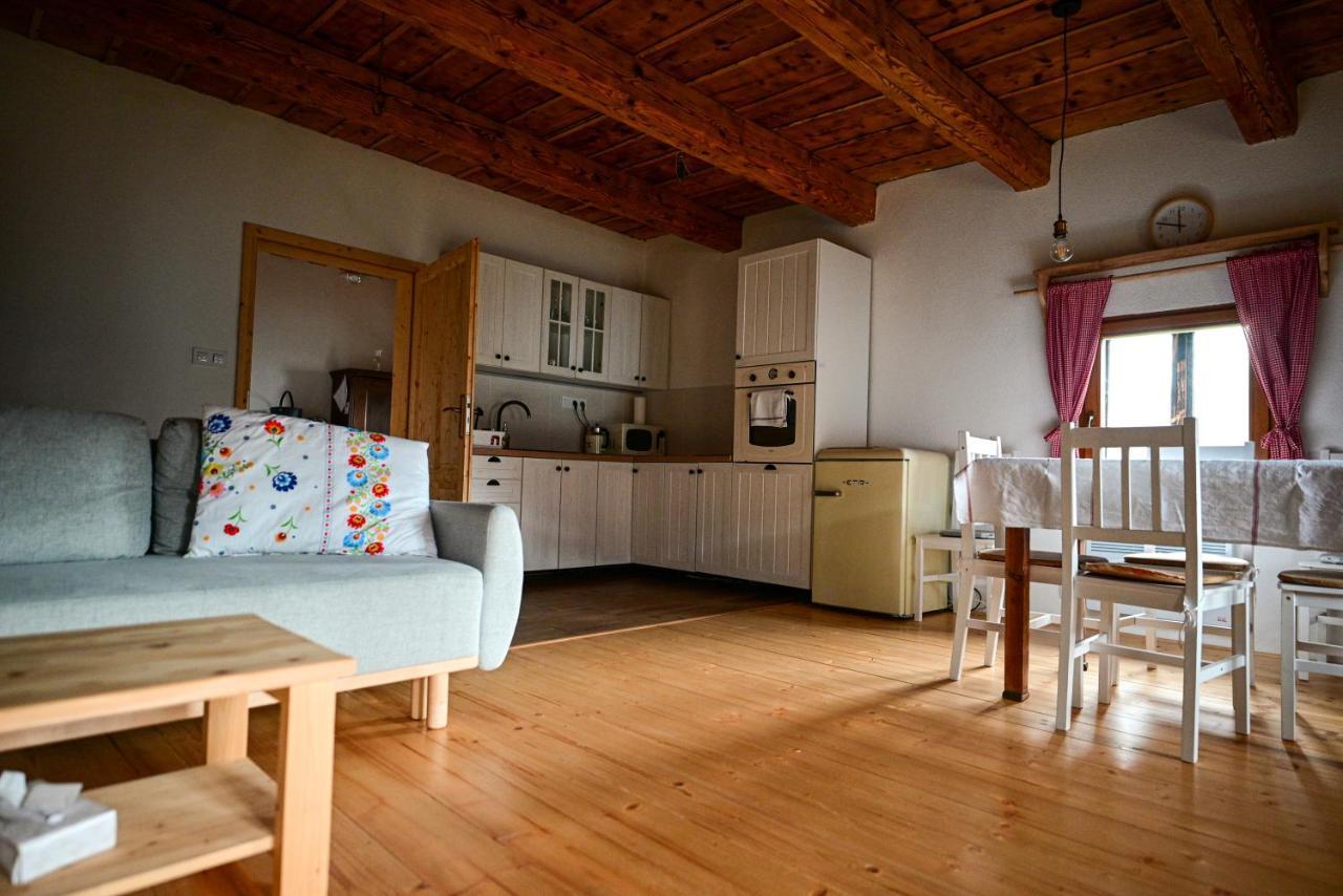 Svajkova Chyza Villa Šumiac Exteriör bild